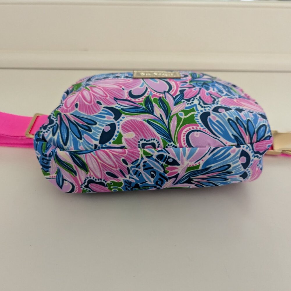 NWOT! Lilly Pulitzer GWP Belt Bag In Gecko Green Tiger Sunrise - Picture 3 of 16